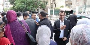 توافد نجوم الصحافة للتسجيل بالجمعية العمومية ومد التسجيل حتى الساعة الثانية