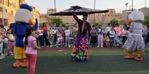 مدير
      الرياضة
      يشارك
      في
      احتفالات
      العيد
      بمركز
      شباب
      مساكن
      إسكو - تكنو بلس