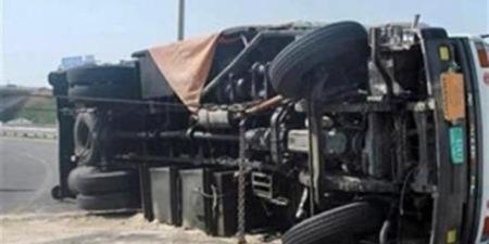 إنقلاب
سيارة
نقل
ثقيل
بطريق
مصر
اسكندرية
الزراعى
اتجاه
بنها - تكنو بلس