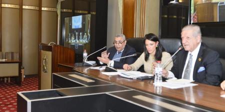 خطة
      النواب
      تعقد
      ١٤
      جلسة
      جديدة
      لمناقشة
      موازنة
      بعض
      الوزارات
      وخطة
      التنمية
      بحضور
      وزيرة
      التخطيط - تكنو بلس