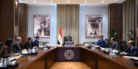 رئيس
الوزراء
يُتابع
جهود
الحكومة
لتحويل
السيارات
للعمل
بالغاز
الطبيعي - تكنو بلس