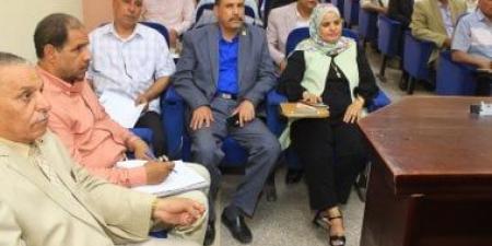 مدير تعليم سوهاج يعقد اجتماعًا لاستعراض استعدادات امتحانات نهاية العام