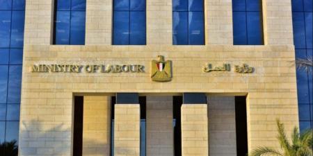 وزير العمل يعلن فرص عمل بالمقاولات فى السعودية بمرتبات تصل لـ6500 ريال شهريا - تكنو بلس