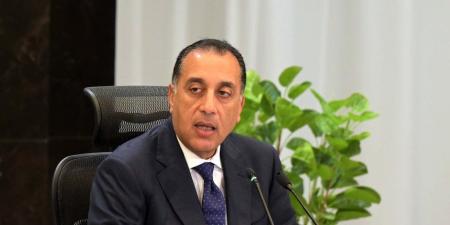 رئيس الوزراء يتابع جهود الحكومة لتحويل السيارات للعمل بالغاز الطبيعي - تكنو بلس