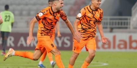 خطأ
      فادح..
      حكم
      قطري
      ينهي
      ركلات
      الترجيح
      قبل
      نهايتها
      بكأس
      أمير
      قطر - تكنو بلس