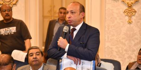 عميد
      طب
      القصر
      العيني:
      نستقبل
      2
      مليون
      حالة
      سنوياً
      ونجري
      100
      ألف
      عملية..
      ولدينا
      عجز
      يقدر
      بـ
      نصف
      مليار
      جنيه - تكنو بلس
