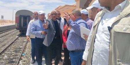 وزير النقل والصناعة يطلق شارة بدء انشاء المرحلة الثانية من خط السكة الحديد بئر العبد - العريش  (صور) - تكنو بلس