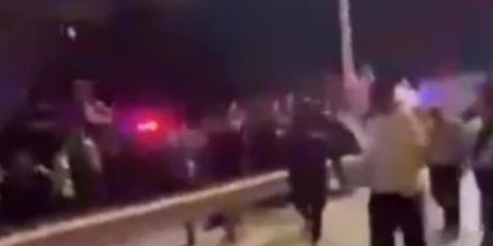 الميليشيات المسلحة فى طرابلس تطلق الرصاص على متظاهرين يطالبون بإسقاط الدبيبة - تكنو بلس