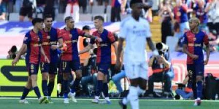 برشلونة
      يمدد
      لعنة
      ريال
      مدريد - تكنو بلس