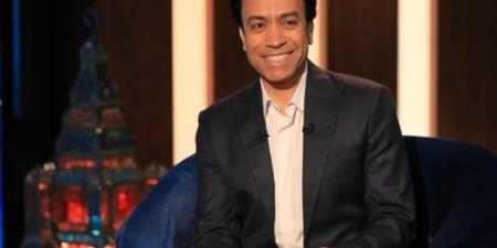 سامح
حسين
عن
زوجته:"أول
مقابلة
قلت
لأ..
وبعدها
وقعت
في
حبها" - تكنو بلس