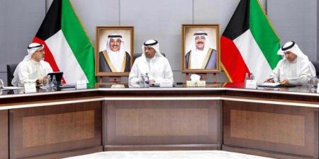 الكويت..
      اليحيا
      يبحث
      مع
      مساعديه
      سبل
      تطوير
      العمل
      الدبلوماسي
      بالوزارة - تكنو بلس