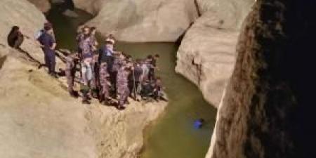 فقدان
      فتى
      داخل
      بركة
      مائية
      في
      وادي
      الموجب
      وفرق
      الإنقاذ
      تواصل
      البحث - تكنو بلس