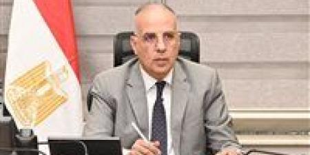وزير
      الري
      يوجه
      بضرورة
      الاستمرار
      في
      متابعة
      أعمال
      صيانة
      خزان
      أسوان
      والإلتزام
      بالبرامج - تكنو بلس