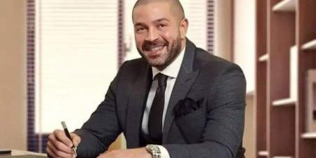 رئيس
رابطة
الأندية
يوضح
السبب
وراء
عدم
خصم
نقاط
من
الأهلي - تكنو بلس