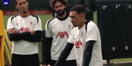 أرنولد
في
حفل
توديعه
أمام
لاعبي
ليفربول:
لقد
كانت
حياتي
كلها
هنا - تكنو بلس