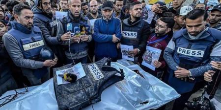 ارتفاع
      عدد
      الصحفيين
      الشهداء
      في
      غزة
      إلى
      221
      شهيدا - تكنو بلس