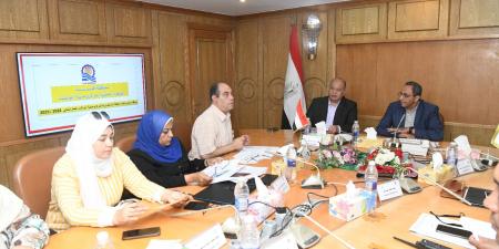 محافظ
قنا
يتابع
الموقف
التنفيذي
لمشروعات
الخطةالاستثمارية
الحالية - تكنو بلس