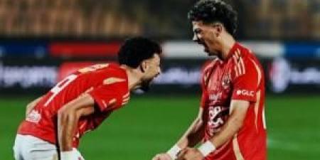 الأهلي
      يتوج
      بالدوري
      المصري
      للمرة
      الـ45
      في
      تاريخه - تكنو بلس