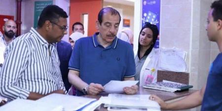 نائب
      وزير
      الصحة
      يتفقد
      منشآت
      البحر
      الأحمر..
      «حوافز
      للعاملين
      وتحسينات
      فورية» - تكنو بلس