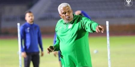 ميمي
      عبد
      الرازق:
      أتمنى
      فوز
      بيراميدز
      بدوري
      أبطال
      أفريقيا..
      والأهلي
      لا
      يقبل
      الخسارة - تكنو بلس