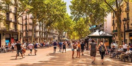 هل تخطط لزيارة برشلونة هذا الصيف؟ إليك كل ما تحتاجه - تكنو بلس