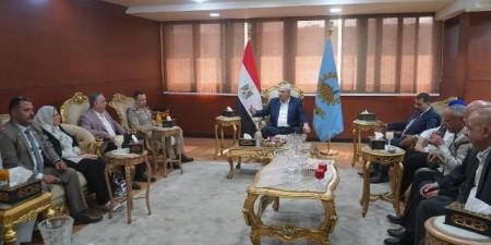 محافظ
الغربية
:
تكثيف
الرقابة
على
الأسواق
فى
عيد
الأضحى..
صور - تكنو بلس