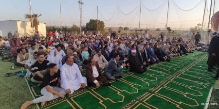 الوادي
الجديد
تحتفل
بالعيد.. 620
مسجدًا
وساحة
تستقبل
آلاف
المصلين - تكنو بلس