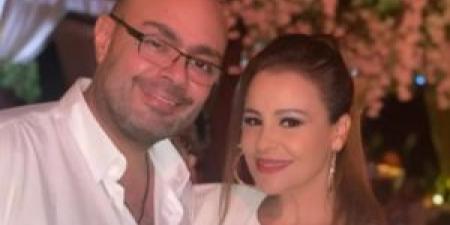 بكلمات
      مؤثرة
      ..
      كارول
      سماحة
      تستعيد
      ذكريات
      آخر
      عيد
      مع
      زوجها
      الراحل
      وليد
      مصطفى - تكنو بلس