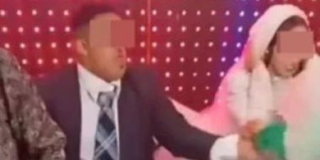 عريس متلازمة داون.. تسليم العروس لوالدتها بعد التعهد بتزويجها بالسن القانونى