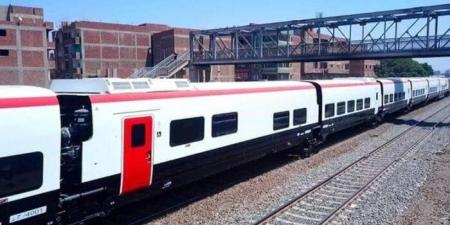 قطار
      تالجو..
      مواعيد
      وأسعار
      التذاكر
      اليوم
      السبت
      14
      يونيو
      2025 - تكنو بلس