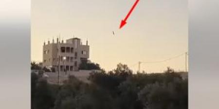 فيديو
      يوثّق
      لحظة
      سقوط
      بقايا
      صاروخ
      بمنطقة
      مرو
      في
      إربد - تكنو بلس