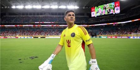 رجل
مباراة
الأهلي
وإنتر
ميامي
في
كأس
العالم
للأندية - تكنو بلس