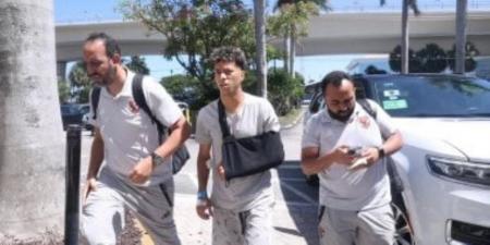 إمام عاشور يصل فندق إقامة الأهلى بأمريكا بعد إجراء جراحة "عظمة الترقوة".. صور - تكنو بلس