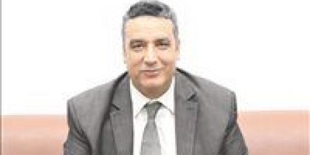 محافظ
      قنا
      يستقبل
      مدير
      عام
      الطب
      البيطري
      الجديد
      ويبحثان
      خطة
      العمل
      المستقبلية - تكنو بلس