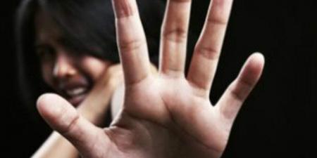 القصة
      انتهت
      بفضيحة..
      أب
      يدفع
      ابنته
      إلى
      الهرب
      للإقامة
      برفقة
      حبيبها
      في
      حدائق
      أكتوبر - تكنو بلس