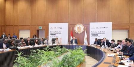 أيمن
عاشور:
بنك
المعرفة
المصري
تحول
إلى
منصة
إقليمية
رائدة - تكنو بلس