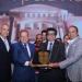 رئيس
الأوبرا
يكرم
عددًا
من
الفنانين
والإداريين
بمناسبة
عيد
العمال - تكنو بلس