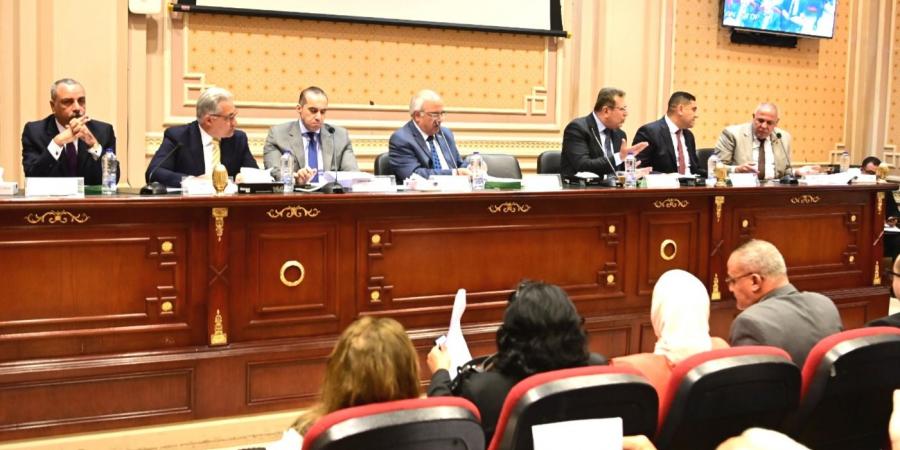 انطلاق
      اجتماع
      إسكان
      النواب
      لمناقشة
      مشروع
      قانون
      الإيجار
      القديم
      المقدم
      من
      الحكومة - تكنو بلس