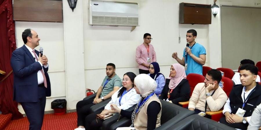الملتقى
الحواري
لبناء
الوعي
يجمع
طلاب
الجامعات
مع
صندوق
مكافحة
الإدمان - تكنو بلس