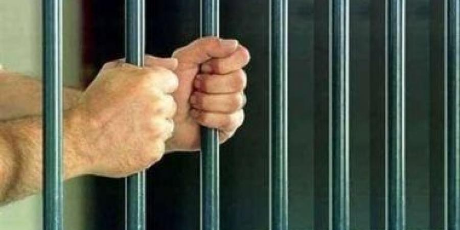 السجن 10 سنوات لعامل تعدى على سيدتين فى الزيتون
