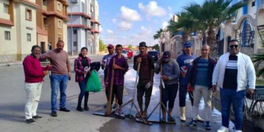 محافظة
دمياط
تنشر
البهجة
بين
العمال
وتُهديهم
باقات
ورد
وهدايا - تكنو بلس