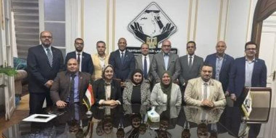 تنسيقية شباب الأحزاب تنظم ورشة عمل حول تأثيرات الصراع الصينى - الأمريكى