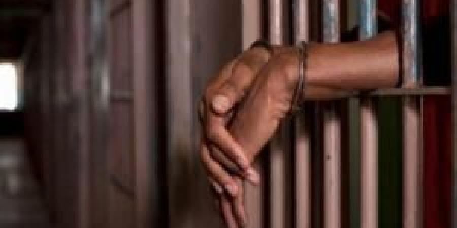 الجنايات
      تُدين
      محاسبًا
      في
      اتحاد
      ألعاب
      القوى
      باختلاس
      50
      ألف
      دينار
      وتُصدر
      حكمًا
      بسجنه
      9
      سنوات
      و8
      أشهر - تكنو بلس