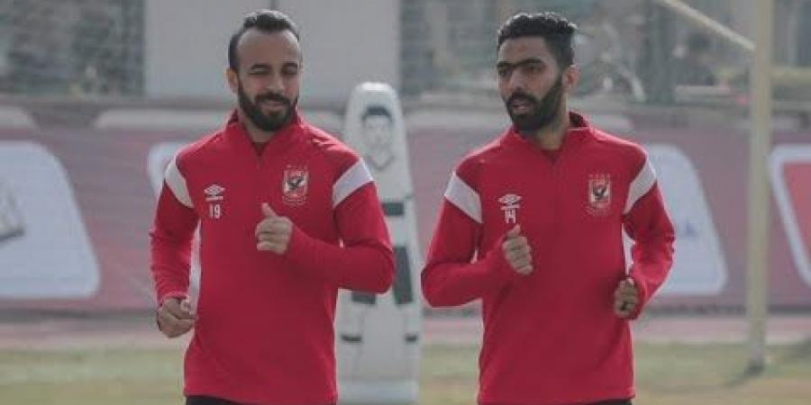 الشحات
وأفشة
على
دكة
بدلاء
الأهلي
أمام
المصري
فى
الدوري - تكنو بلس