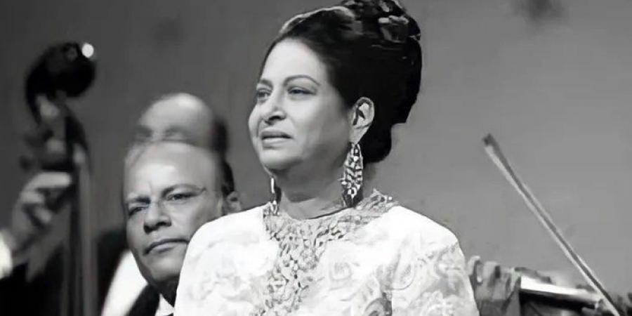 أسرة
      أم
      كلثوم
      تحذر
      من
      استخدام
      الذكاء
      الاصطناعي
      وتلوّح
      بمقاضاة
      المسيئين - تكنو بلس