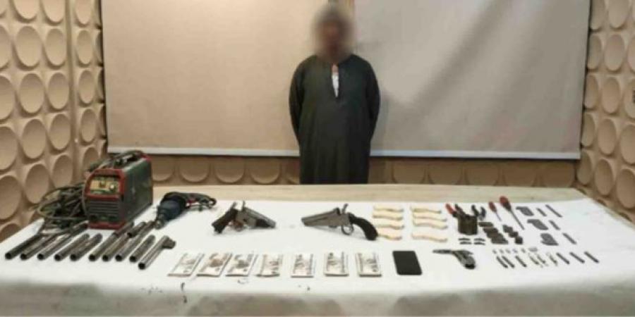 ضبط
ورشة
لتصنيع
الأسلحة
النارية
غير
المرخصة
بالقاهرة - تكنو بلس
