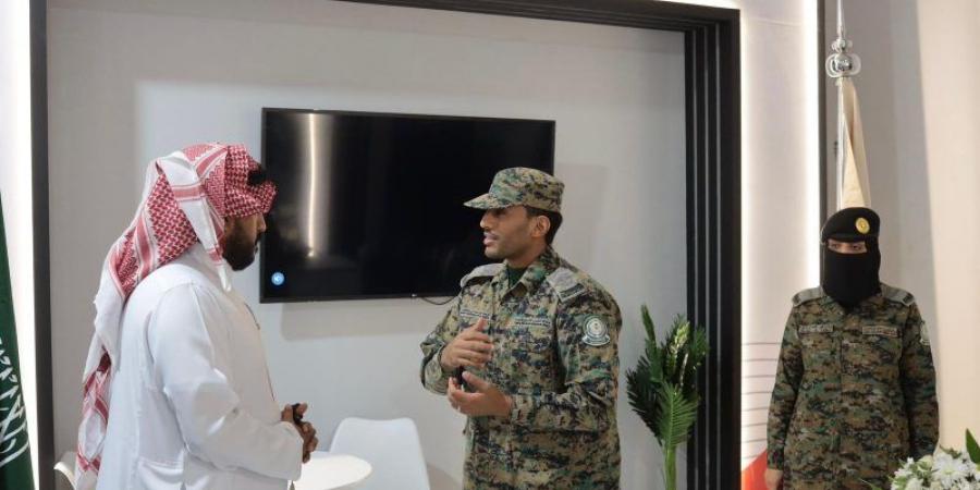 الأفواج
      الأمنية
      تشارك
      في
      مهرجان
      المانجو
      والفواكه
      الاستوائية
      بجازان - تكنو بلس