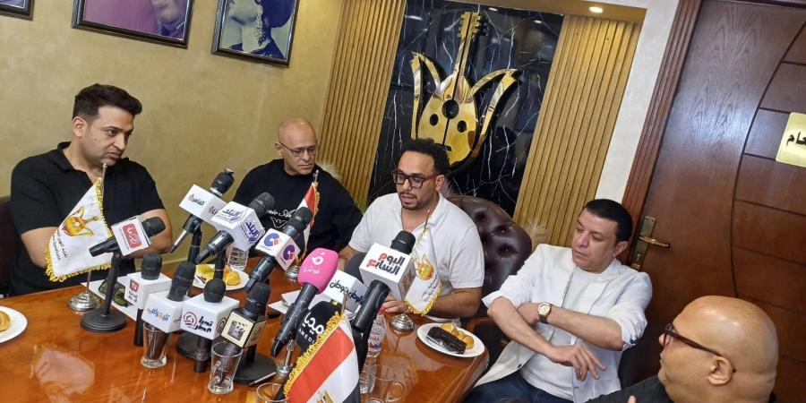 مصطفى
كامل
يعلن
فتح
شعبة
للشعراء
فى
نقابة
المهن
الموسيقية - تكنو بلس