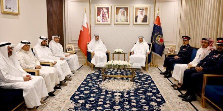 وفد
      أمني
      كويتي
      يبحث
      في
      البحرين
      تطوير
      آليات
      عمل
      المنافذ - تكنو بلس