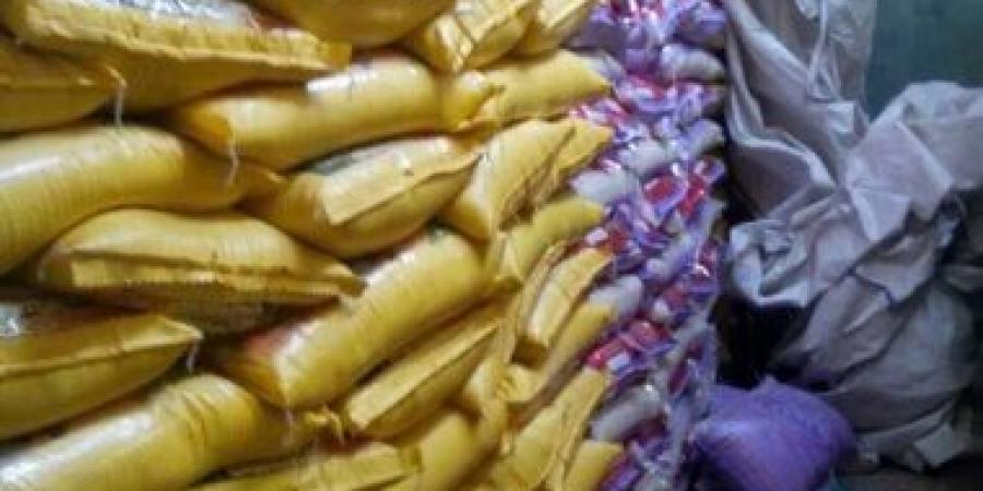 ضبط 9 أطنان دقيق مدعم قبل بيعها بالسوق السوداء